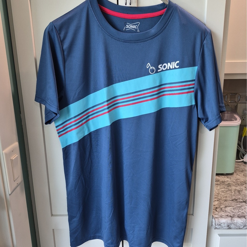 Sonic Employee T-Shirt Adult Medium Blue Striped Cherry Logo Short Sleeve